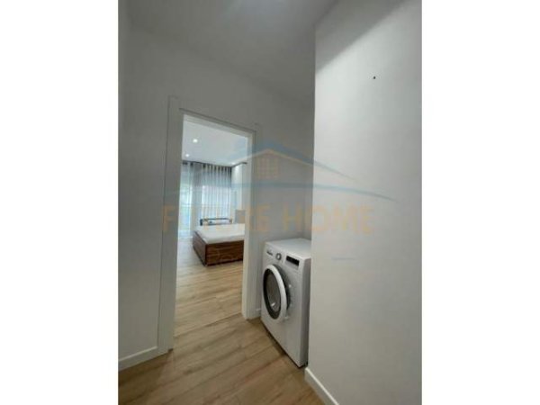 Tirane, jepet me qera apartament 1+1 Kati 2, 60 m² 500 Euro (Selvia)