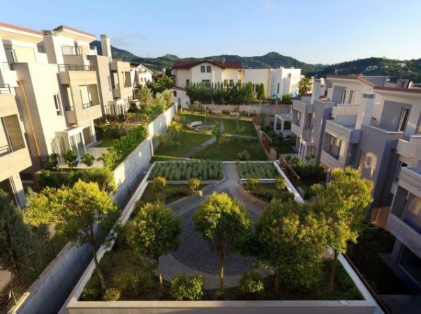 Tirane, shitet Penthouse 3+1+BLK 190 m² 470.000 Euro (kompleksi Sunrise Residence)