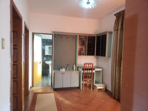 Tirane, jepet me qera 80 m² 39.000 Leke (fusha e aviacionit)