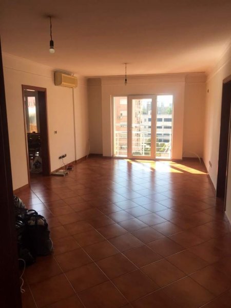 Tirane, jepet me qera apartament Kati 6, 127 m² 47500 Leke (Blloku Gintash, Laprake)