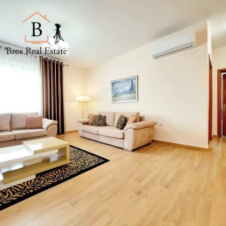 Tirane, jepet me qera apartament 2+1+BLK Kati 3, 700 Euro