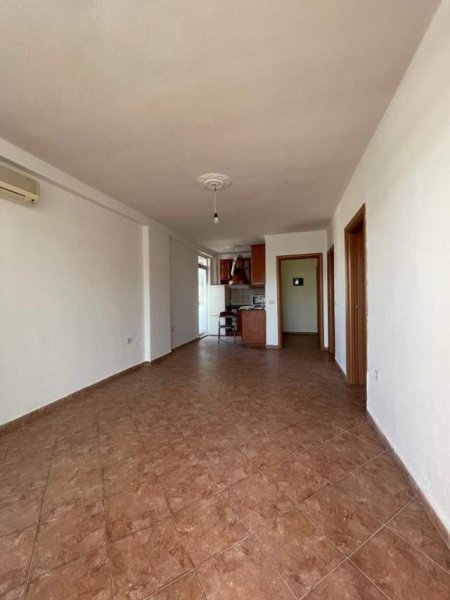 Tirane, jepet me qera apartament 1+1+BLK Kati 6, 81 m² 400 Euro (hoxha tasim)
