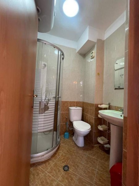 Tirane, jepet me qera apartament 1+1+BLK Kati 6, 81 m² 400 Euro (hoxha tasim)