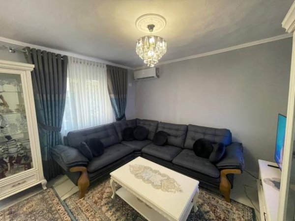 Tirane, jepet me qera apartament 1+1+BLK Kati 2, 60 m² 580 Euro (Tregu Elektrik)