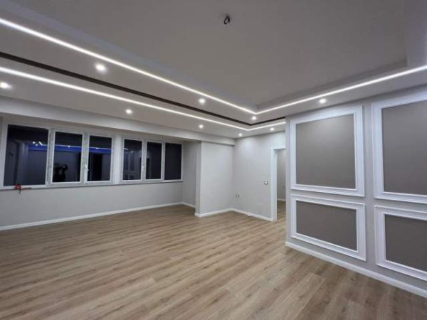 Tirane, shitet apartament Kati 3, 123 m² 225.000 Euro