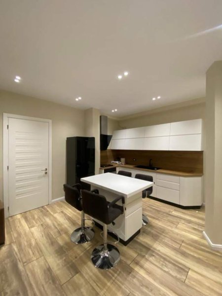 Tirane, jepet me qera apartament 2+1+BLK Kati 5, 100 m² 550 Euro ("Kopshti Botanik")