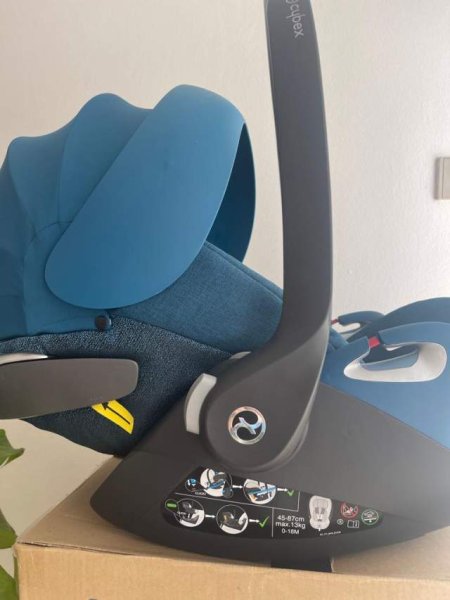 Tirane, shes Relax per beba, Car seat/ segiolino, Krevat portativ  220 Euro