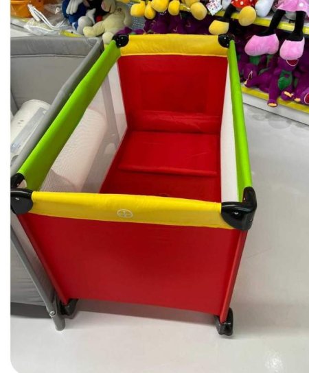 Tirane, shes Relax per beba, Car seat/ segiolino, Krevat portativ  220 Euro