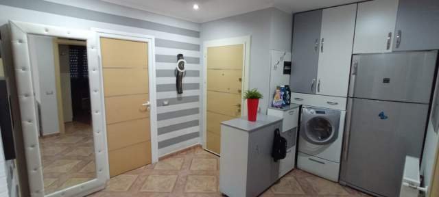 Tirane, jepet me qera apartament 2+1+BLK Kati 3, 81 m² 600 Euro (Rruga Dritan Hoxha)