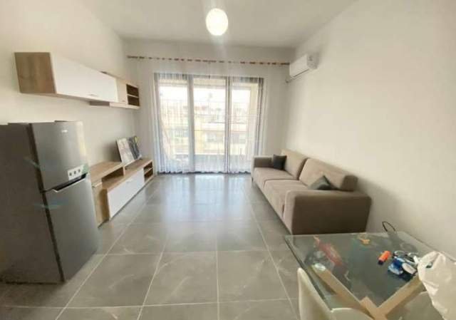Tirane, jepet me qera apartament 1+1+BLK Kati 5, 60 m² 400 Euro (rruga e kavajes)