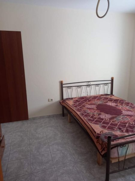 Tirane, jepet me qera apartament 2+1+BLK Kati 3, 80 m² 40.000 Leke (Blloku)
