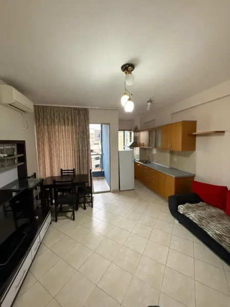 Tirane, jepet me qera nga Pronari, pa-komision apartament 2+1+Ballkon Kati 7, 94 m² 530 € (Rruga Joklin Persi)
