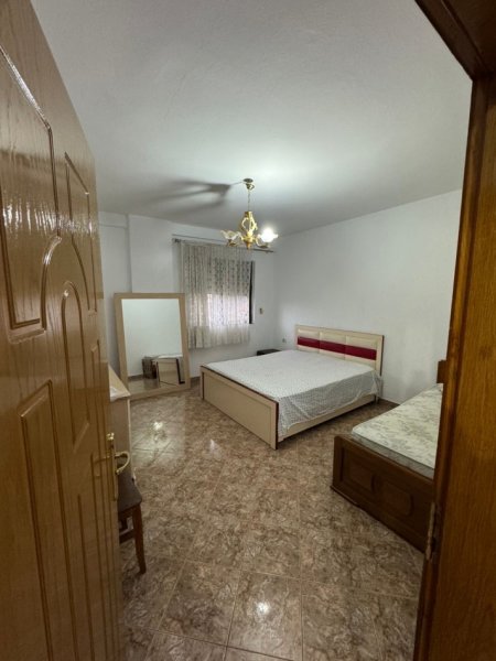 Tirane, jepet me qera apartament 2+1+Aneks+Ballkon Kati 5, 120 m² 450 € (Don Bosko, Pran Restorant Gjelit.)