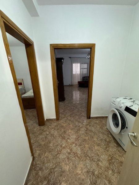 Tirane, jepet me qera apartament 2+1+Aneks+Ballkon Kati 5, 120 m² 450 € (Don Bosko, Pran Restorant Gjelit.)