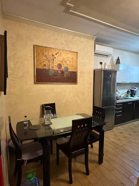 Tirane, jepet me qera apartament 2+1+Ballkon Kati 11, 108 m² 600 € (Kompleksi Panorama)