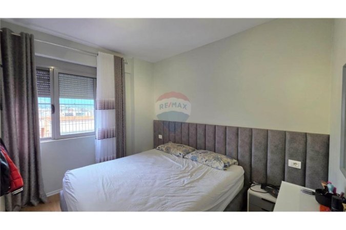 Vlore, shitet apartament 1+1 Kati 9, 78 m² 115.000 € (Bulevardi Kryesor, Vlorë)
