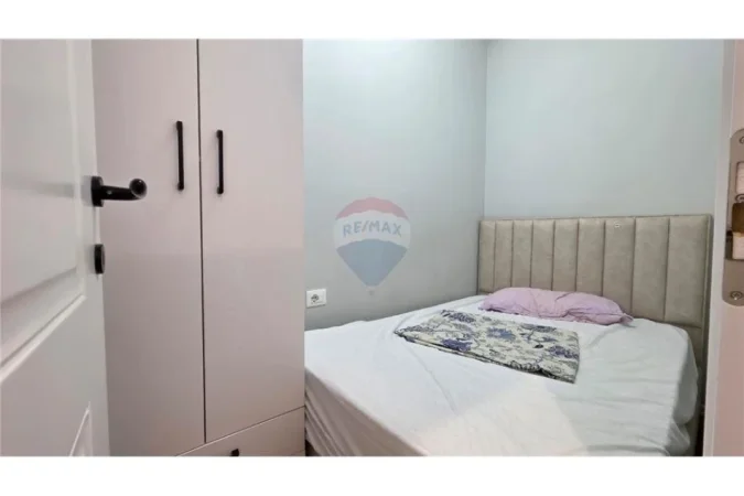 Vlore, shitet apartament 1+1 Kati 9, 78 m² 115.000 € (Bulevardi Kryesor, Vlorë)