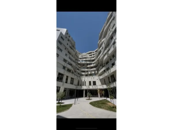 Tirane, shitet apartament 2+1+2+Ballkon Kati 6, 121 m² 320.000 € (Vasil Shanto, Spring Residence)