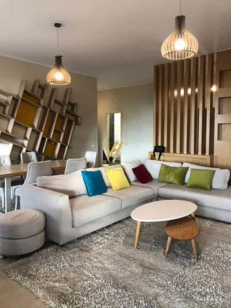 Tirane, jepet me qera apartament 2+1+Ballkon Kati 6, 260 m² 1.500 € (KOPSHTI ZOOLOGJIK)