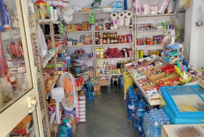 Tirane, jepet me qera ambjent biznesi Kati 0, 20 m² 400 € (Rruga Muhamed Deliu)