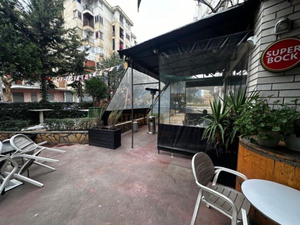 Tirane, shitet bar-kafe Kati 0, 53 m² 150.000 € 