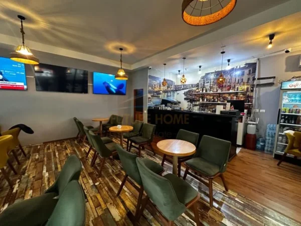Tirane, shitet bar-kafe Kati 0, 53 m² 150.000 € 