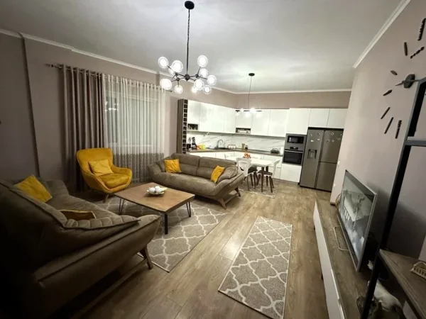 Tirane, shitet apartament 2+1 , 100 m² (kopshti zoologjik)