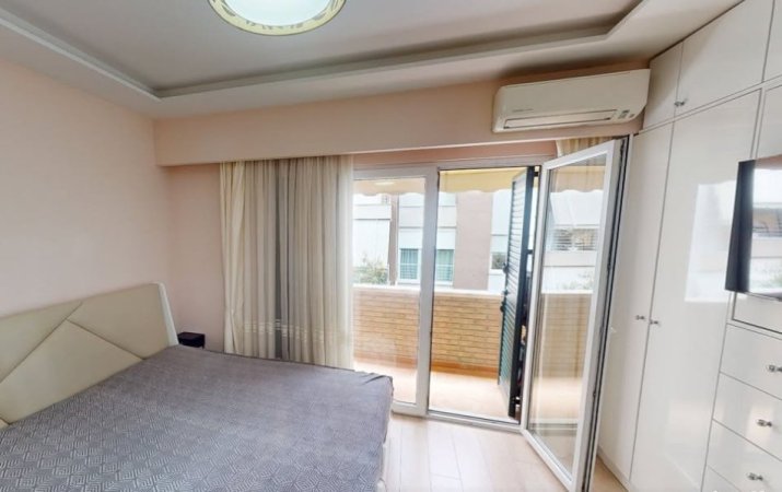 Tirane, shitet apartament , 142 m² 250.000 € (Liqeni i thate)