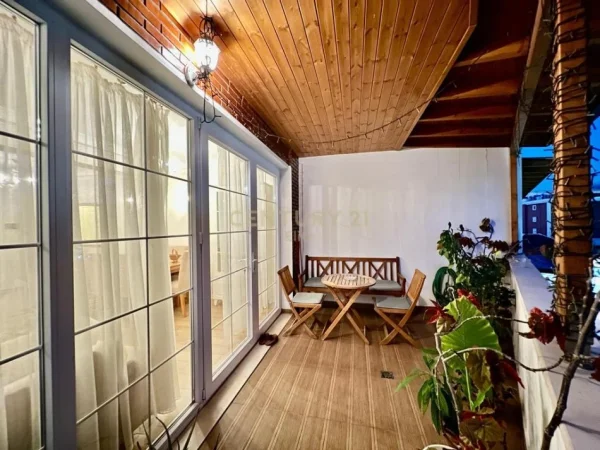 Tirane, jepet me qera apartament 2+1 Kati 3, 132 m² 1.250 € (Don Bosko)