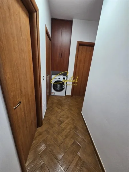 Tirane, jepet me qera apartament 3+1 Kati 3, 126 m² 800 € (RRUGA DRITAN HOXHA)