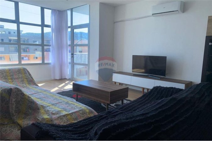 Vlore, jepet me qera 2+1 Kati 3, 86 m² 550 € (Rruga Shyqyri Ali Merka, Vlorë)