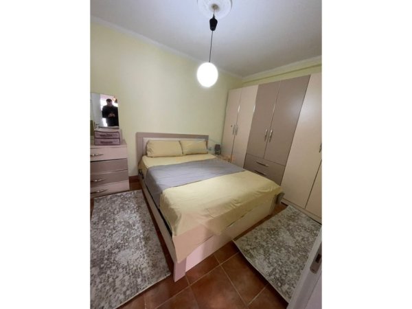 Qera, Shtepi Private,Porcelan, Tiranë.