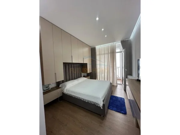 Tirane, shitet apartament 3+1 Kati 3, 151 m² 350.000 € 