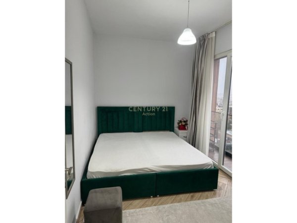 Tirane, jepet me qera apartament 1+1 Kati 5, 62 m² 450 € (Rruga e Dibres)
