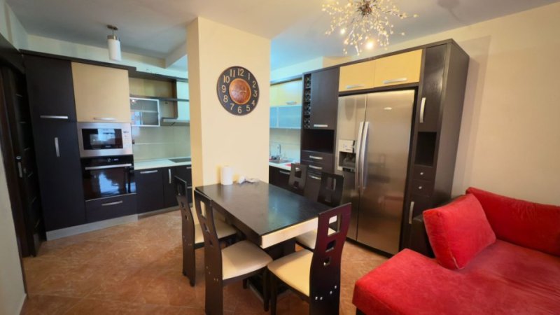 Tirane, jepet me qera apartament 3+1 Kati 6, 105 m² 630 € 