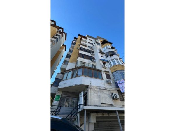 Tirane, jepet me qera apartament 2+1 Kati 8, 85 m² 650 € (Don Bosko)