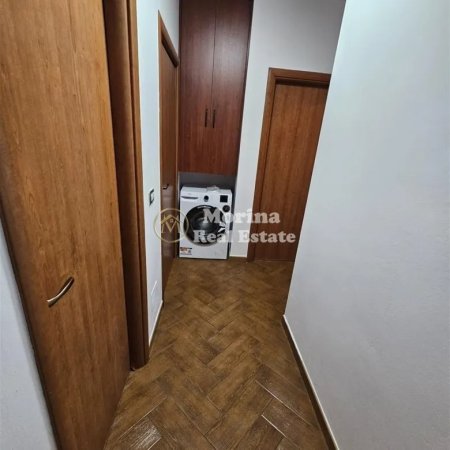 Tirane, jepet me qera apartament 3+1+Ballkon Kati 3, 126 m² 800 € (Rruga Dritan Hoxha)