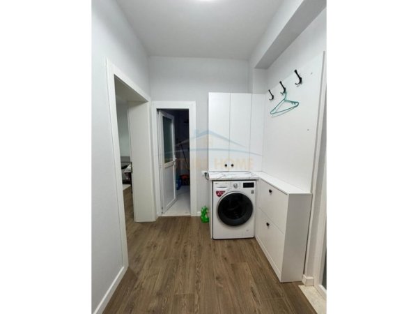 Tirane, jepet me qera shtepi 2 Katshe Kati 0, 210 m² 1.100 € 