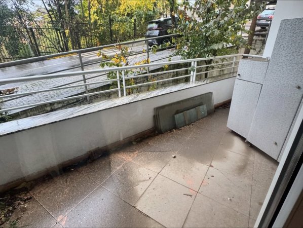 Tirane, shes apart 3+1+2 me garazh Kati 1, 165 m² 270.000 € (Rr. Kodra e Diellit ne krah te kopshtit Botanik)