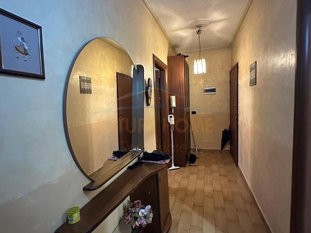 Qera, Apartament 2+1+2, Rruga Panorama, Tiranë