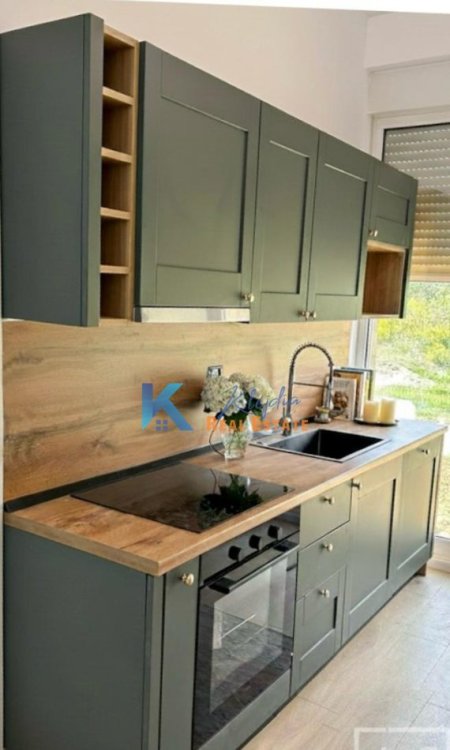 Tirane, jap me qera apartament 1+1+Ballkon Kati 2, 70 m² 660 € (Bulevardi i Ri)