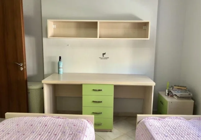 Tirane, jepet me qera 1+1 Kati 2, 65 m² 550 € (MINE PEZA)