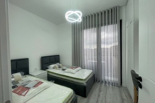 Tirane, jepet me qera apartament 2+1+Ballkon Kati 5, 90 m² 800 € (Don Bosko, Tirane)