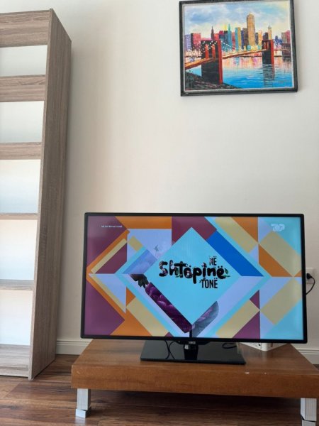 Tirane, jepet me qera apartament 2+1 Kati 8, 110 m² 750 € (ZOGU I ZI)