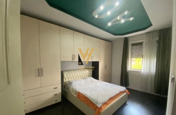 Tirane, jepet me qera apartament 2+1+Ballkon Kati 4, 50 m² 500 € (RRUGA E DURRESIT)