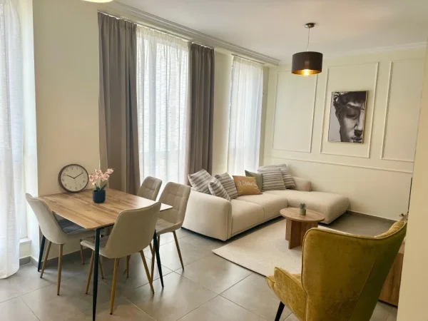 Tirane, jepet me qera apartament 1+1 Kati 3, 70 m² 650 € (Rezidenca Avid)