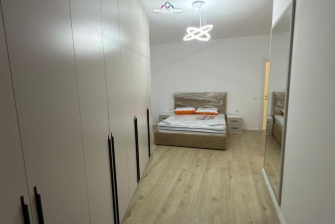 Tirane, jepet me qera apartament 2+1 Kati 3, 100 m² 1.000 € (Rruga Anton Lufi)