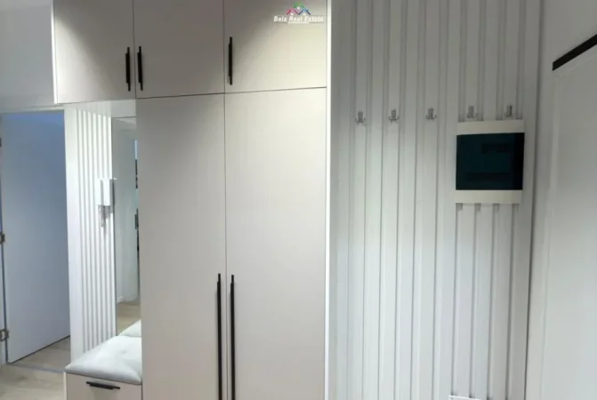 Tirane, jepet me qera apartament 2+1 Kati 3, 100 m² 1.000 € (Rruga Anton Lufi)