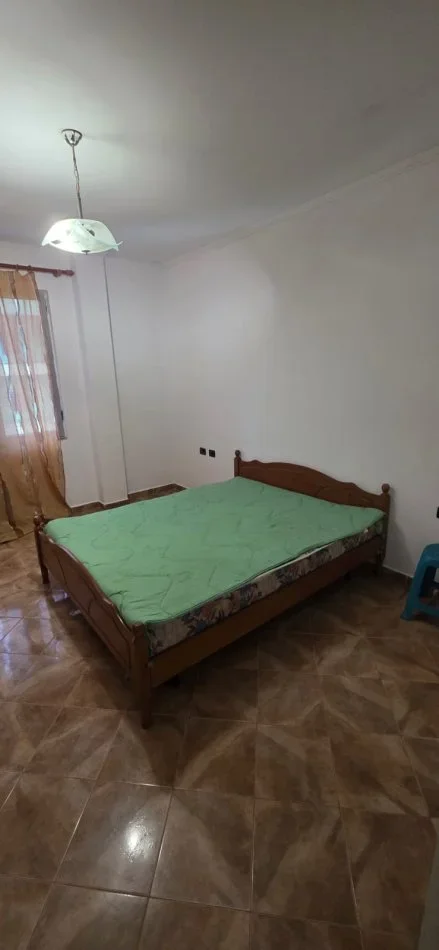 Shqiperi, jepet me qera Vile 1+1 Kati 2, 65 m² 350 € (Prane Kompleksit Grand)