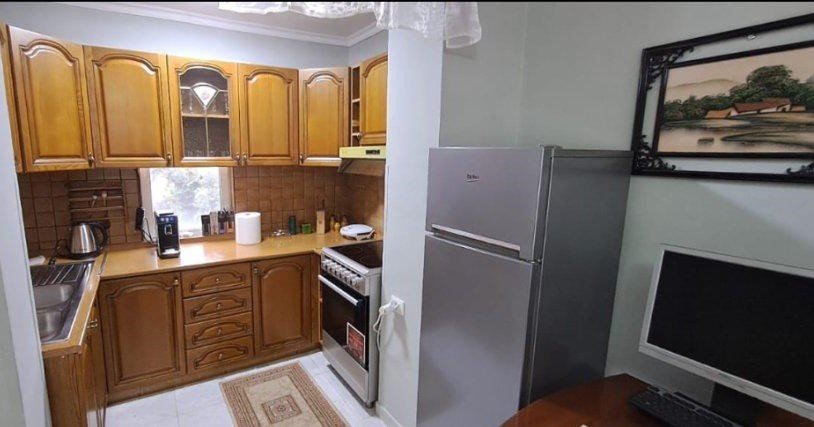Tirane, jepet me qera apartament 1+1 Kati 2, 60 m² 350 € (Mullet)